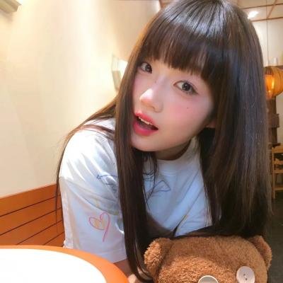 小孩好黑